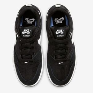 Nike SB Alleyoop Black White Skate Shoes - Size 6Y (Worn Once) 7.5 women